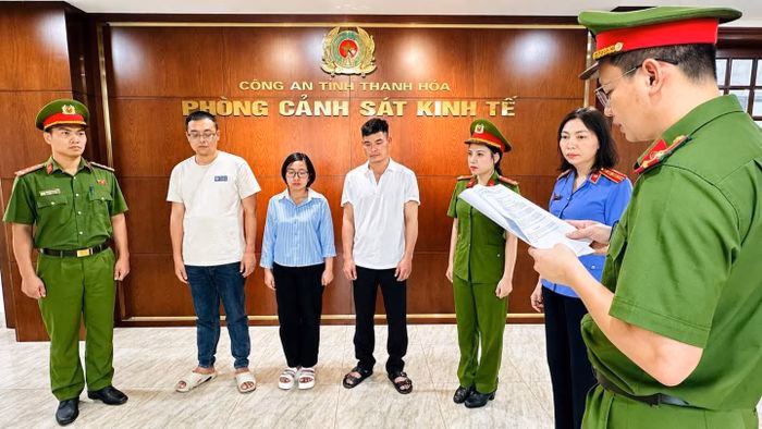 Ba đối tượng bị khởi tố do hành vi xả thải trái phép
