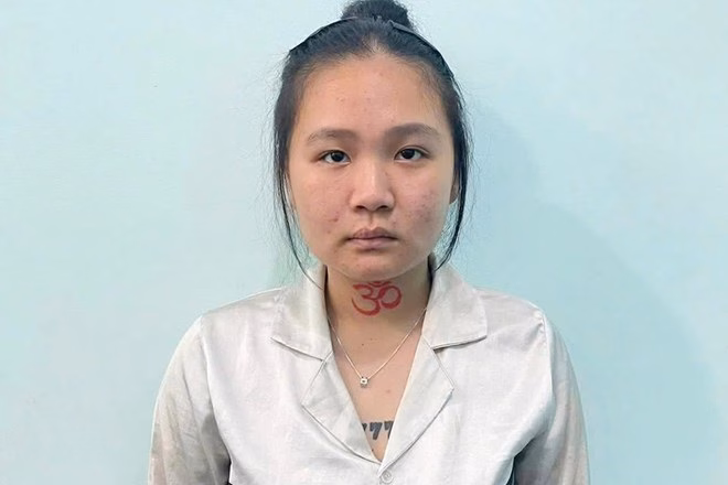 Lê Ngọc Tường Vy đã đến cơ quan công an đầu thú sau thời gian lẩn trốn để phục vụ điều tra. Ảnh: Công an Tây Ninh