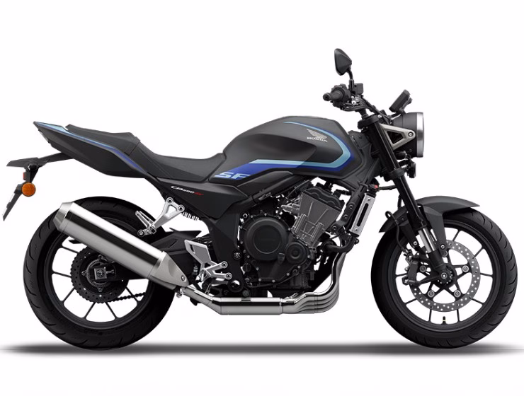 Honda CB500 Super Four 2026 giữ trọn vẹn chất cổ điển nhưng được tinh chỉnh hiện đại hơn